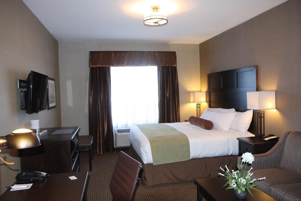 Best Western Plus Okotoks Inn & Suites Cameră foto