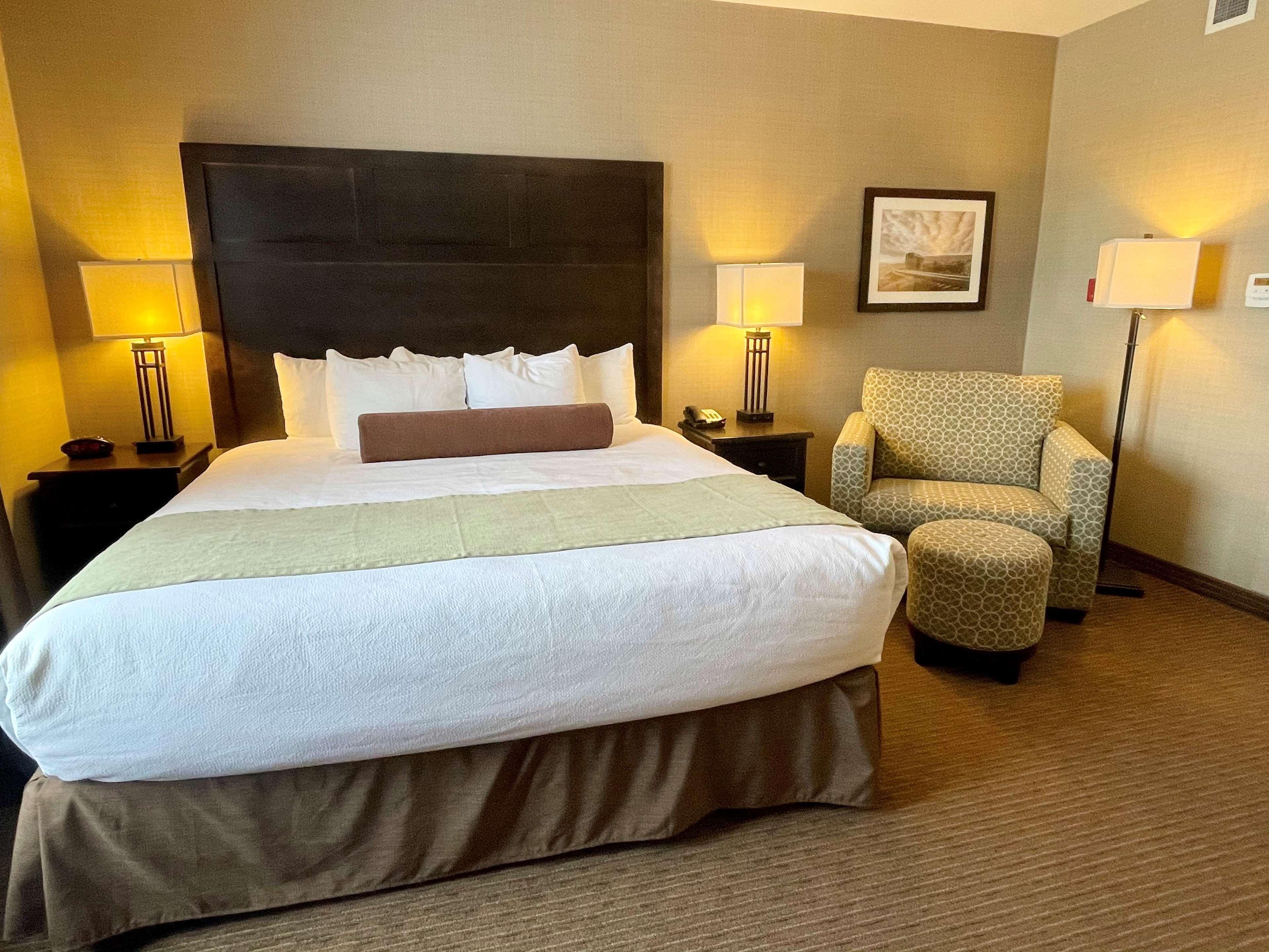Best Western Plus Okotoks Inn & Suites Exterior foto